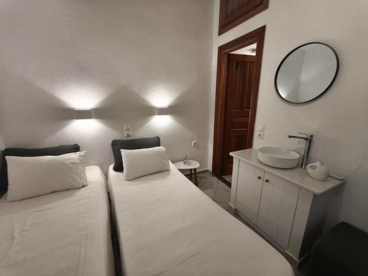 Maria Eleni * Mykonos Town