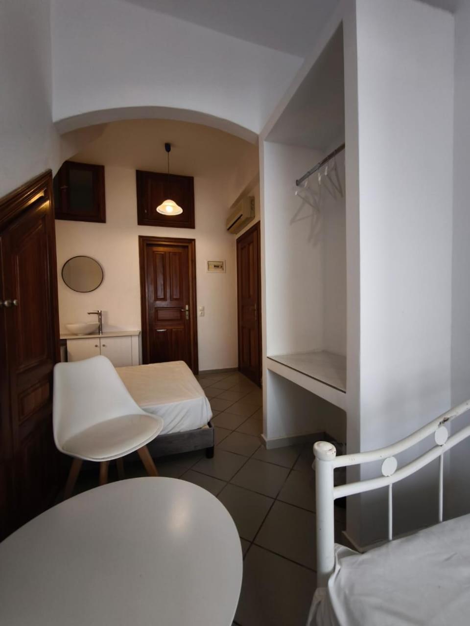 Maria Eleni Guest house